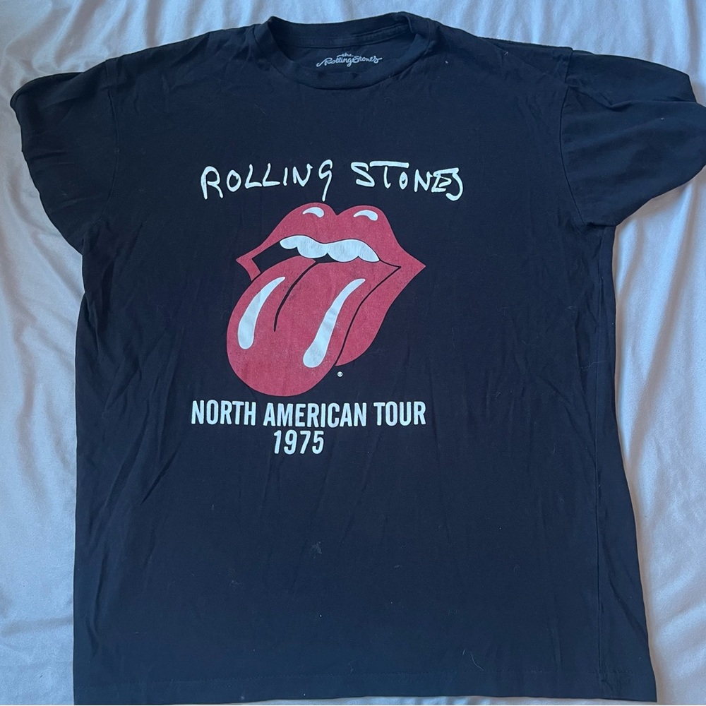 Large Rolling Stones tour tshirt, worn a lot